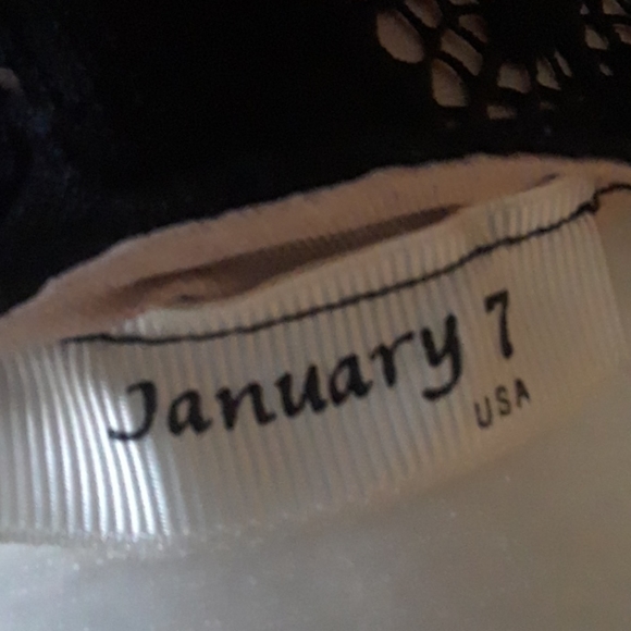 January 7 black lace with spagetti straps dress - Picture 6 of 8